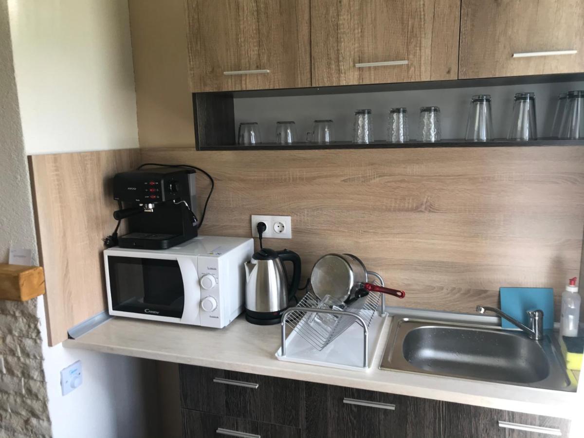 Къщи За Гости Михайлови Sapareva Banya Esterno foto